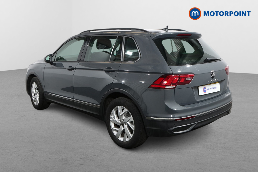 Volkswagen Tiguan Life Manual Petrol SUV - Stock Number (1498646) - Passenger side rear corner