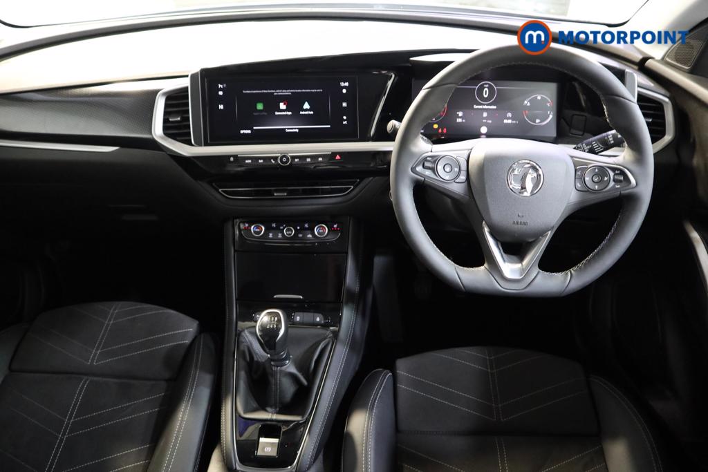 Vauxhall Grandland Ultimate Manual Petrol SUV - Stock Number (1494836) - 1st supplementary image