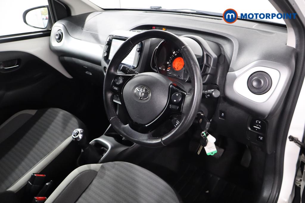 Toyota Aygo X-Press Manual Petrol Hatchback - Stock Number (1500383) - 3rd supplementary image