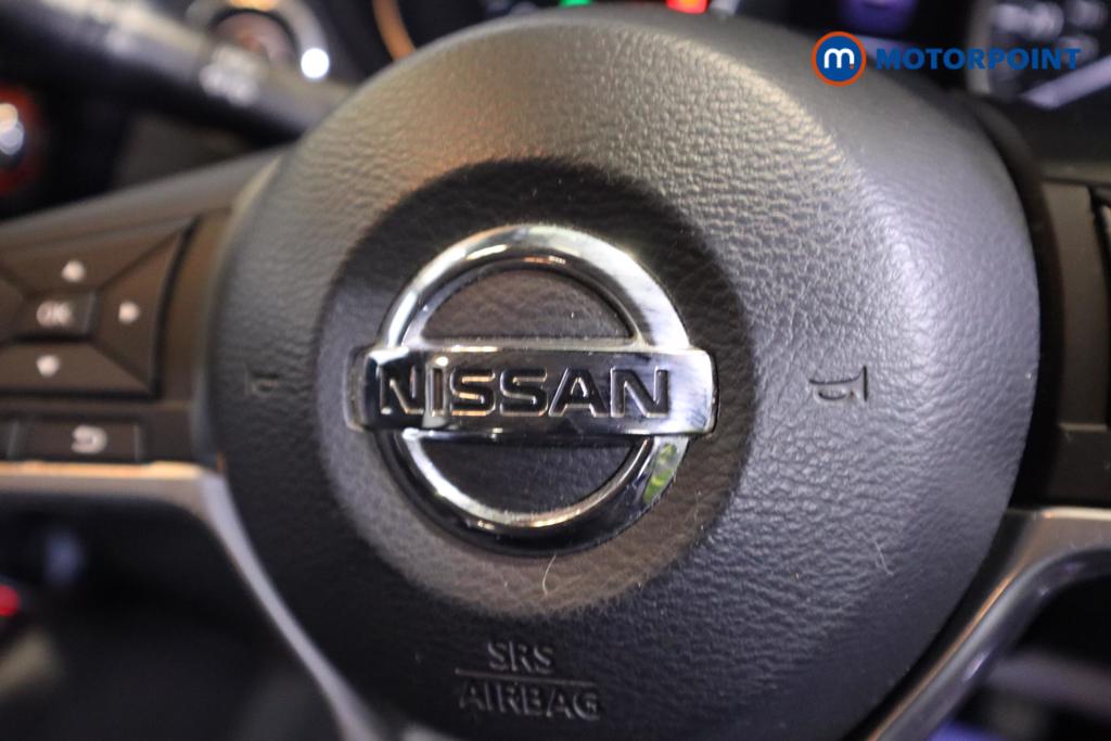 Nissan Qashqai N-Connecta Manual Petrol SUV - Stock Number (1492795) - 10th supplementary image