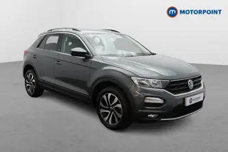 Volkswagen T-Roc Active Manual Petrol SUV - Stock Number (1498314) - Drivers side front corner