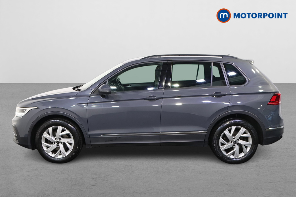 Volkswagen Tiguan Life Manual Petrol SUV - Stock Number (1499640) - Passenger side