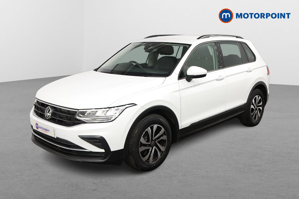 Volkswagen Tiguan Active Manual Petrol SUV - Stock Number (1500733) - Passenger side front corner