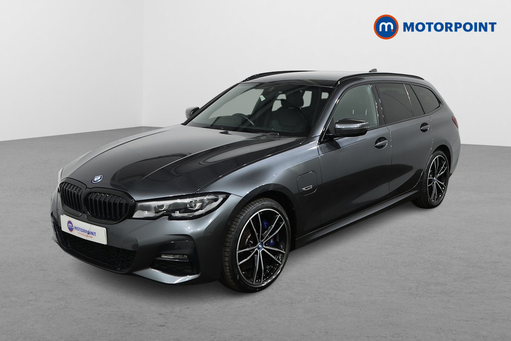 BMW 3 Series M Sport Automatic Petrol Plug-In Hybrid Estate - Stock Number (1501450) - Passenger side front corner