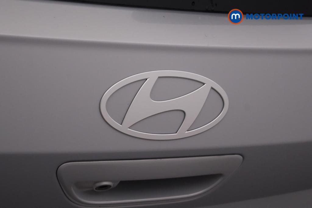 Hyundai I10 Advance Automatic Petrol Hatchback - Stock Number (1501895) - 18th supplementary image