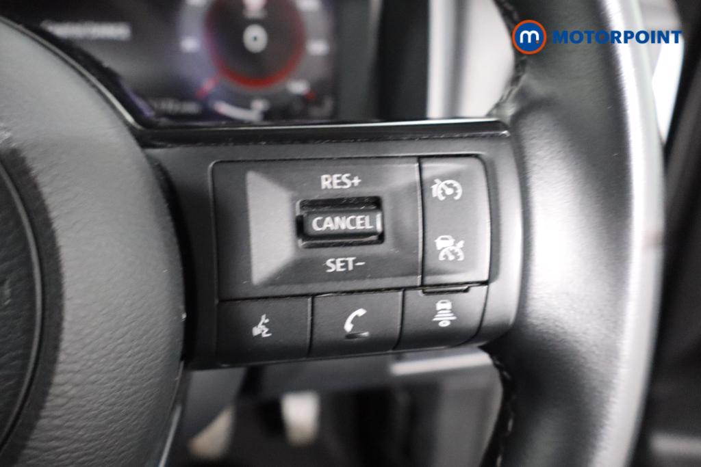 Nissan Qashqai N-Connecta Manual Petrol SUV - Stock Number (1502429) - 12th supplementary image