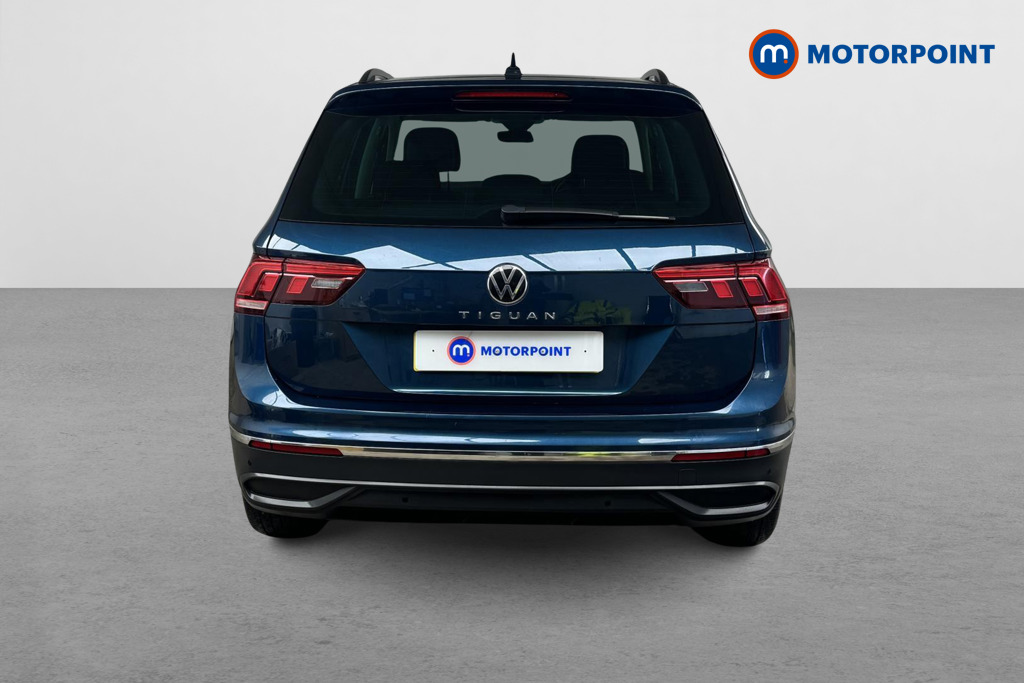 Volkswagen Tiguan Life Automatic Petrol SUV - Stock Number (1496913) - Rear bumper