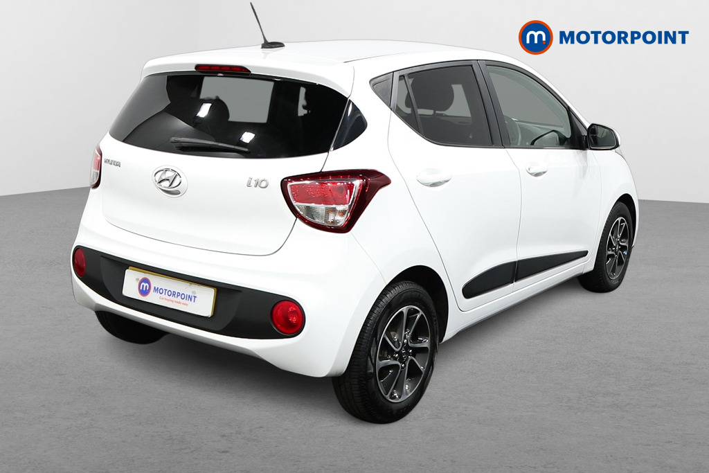 Hyundai I10 Premium Manual Petrol Hatchback - Stock Number (1497020) - Drivers side rear corner