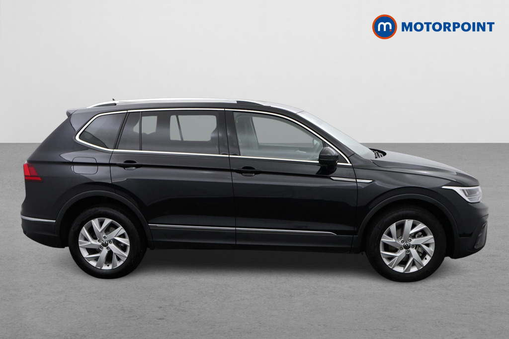 Volkswagen Tiguan Allspace Life Automatic Petrol SUV - Stock Number (1499999) - Drivers side