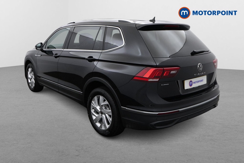 Volkswagen Tiguan Allspace Life Automatic Petrol SUV - Stock Number (1499999) - Passenger side rear corner