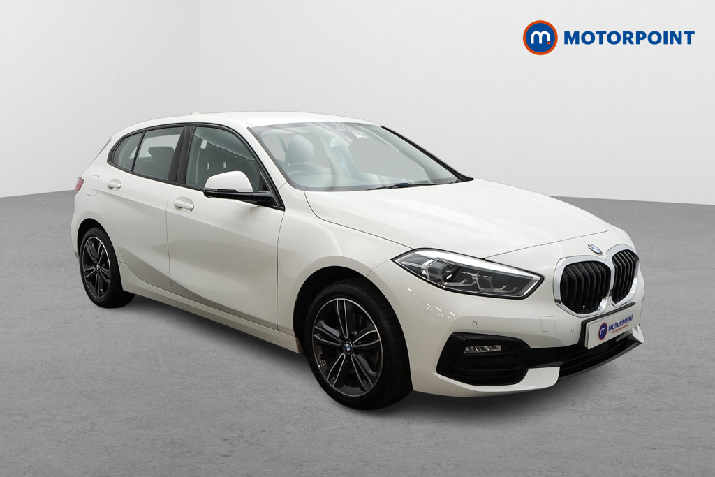 BMW 1 Series Sport Automatic Petrol Hatchback - Stock Number (1501134) - Drivers side front corner