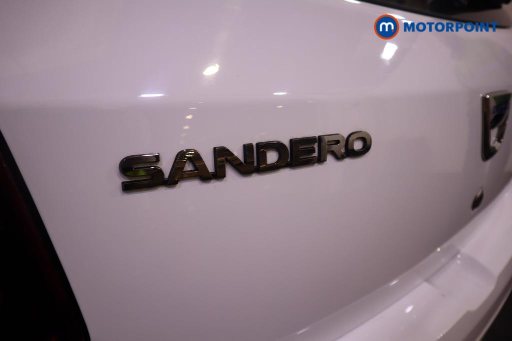 Dacia Sandero Essential Manual Petrol Hatchback - Stock Number (1497657) - 14th supplementary image