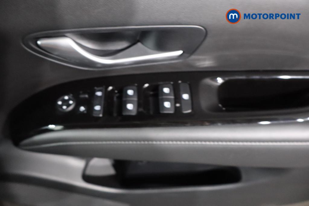 Hyundai Tucson Se Connect Manual Petrol SUV - Stock Number (1499586) - 14th supplementary image