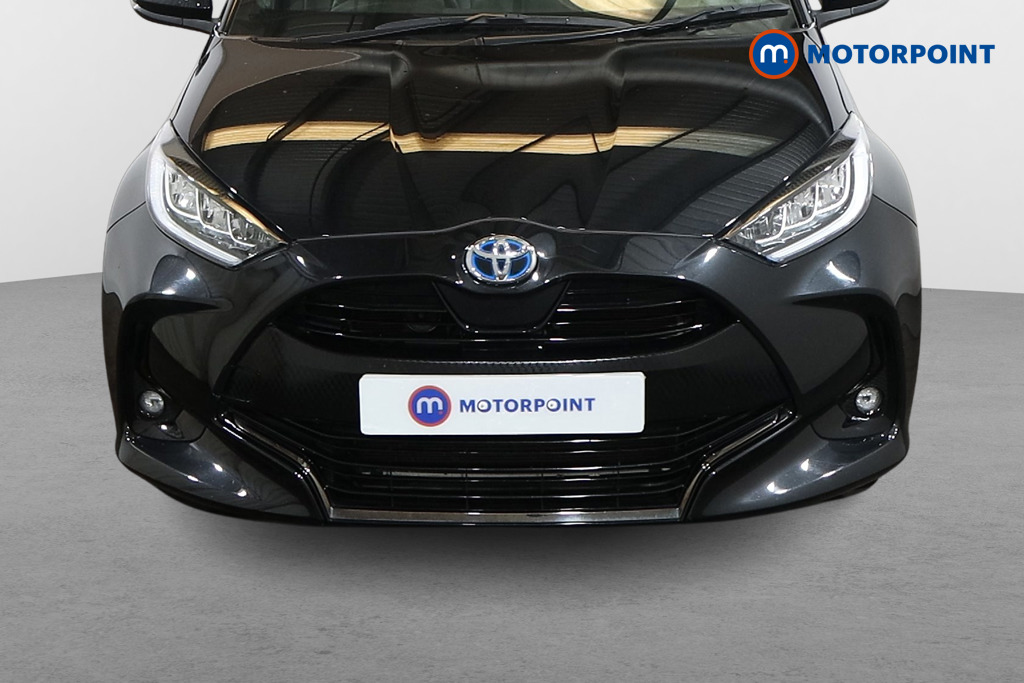 Toyota Yaris Dynamic Automatic Petrol-Electric Hybrid Hatchback - Stock Number (1500371) - Passenger side rear corner