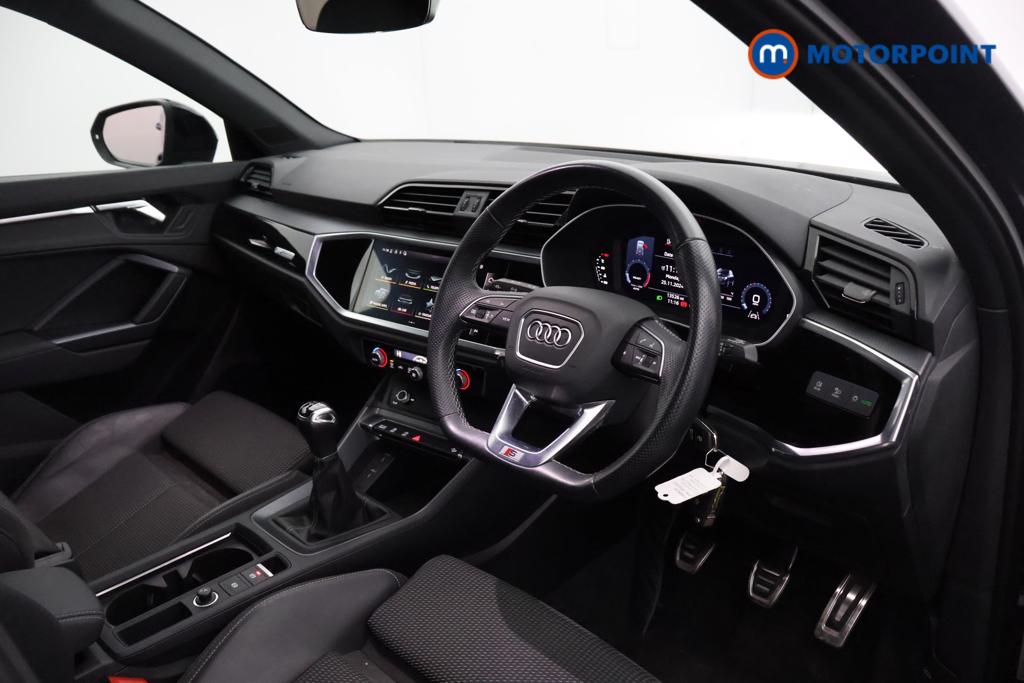 Audi Q3 Black Edition Manual Petrol SUV - Stock Number (1500633) - 12th supplementary image