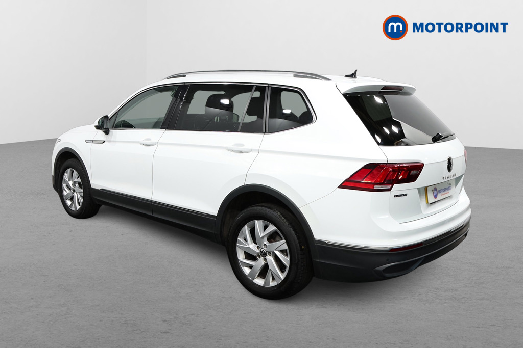 Volkswagen Tiguan Allspace Life Automatic Petrol SUV - Stock Number (1502194) - Passenger side rear corner