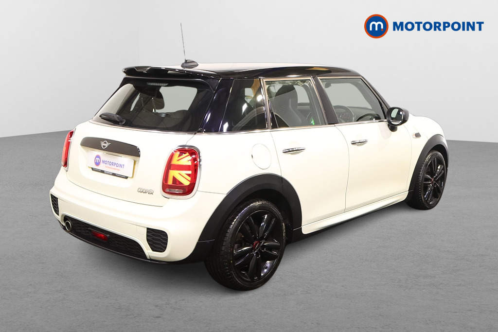 Mini Hatchback Cooper Sport Manual Petrol Hatchback - Stock Number (1503736) - Drivers side rear corner