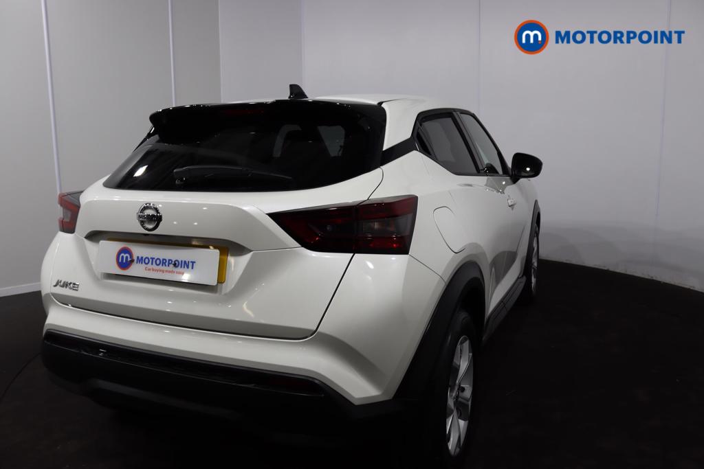 Nissan Juke N-Connecta Automatic Petrol SUV - Stock Number (1503750) - 30th supplementary image