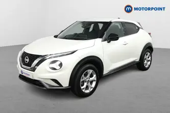 Nissan Juke N-Connecta Automatic Petrol SUV - Stock Number (1503750) - Passenger side front corner