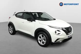 Nissan Juke N-Connecta Automatic Petrol SUV - Stock Number (1503750) - Drivers side front corner