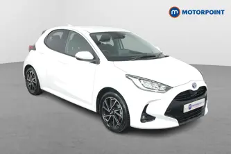 Toyota Yaris Design Automatic Petrol-Electric Hybrid Hatchback - Stock Number (1503926) - Drivers side front corner