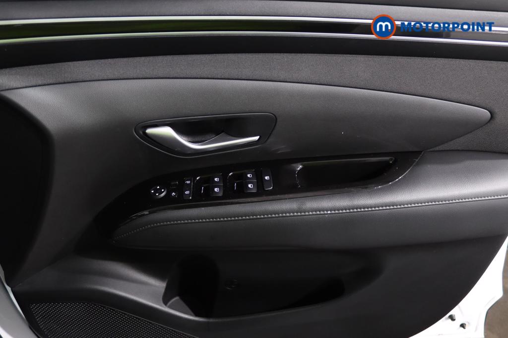 Hyundai Tucson Se Connect Manual Petrol SUV - Stock Number (1503934) - 19th supplementary image