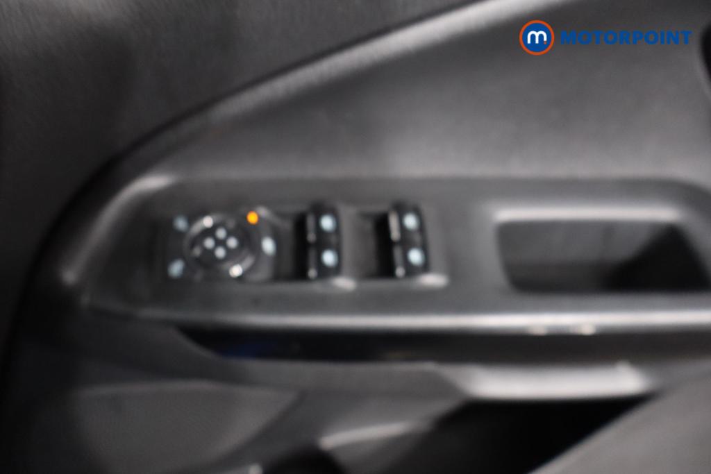 Ford Ecosport Active Manual Petrol SUV - Stock Number (1503946) - 14th supplementary image