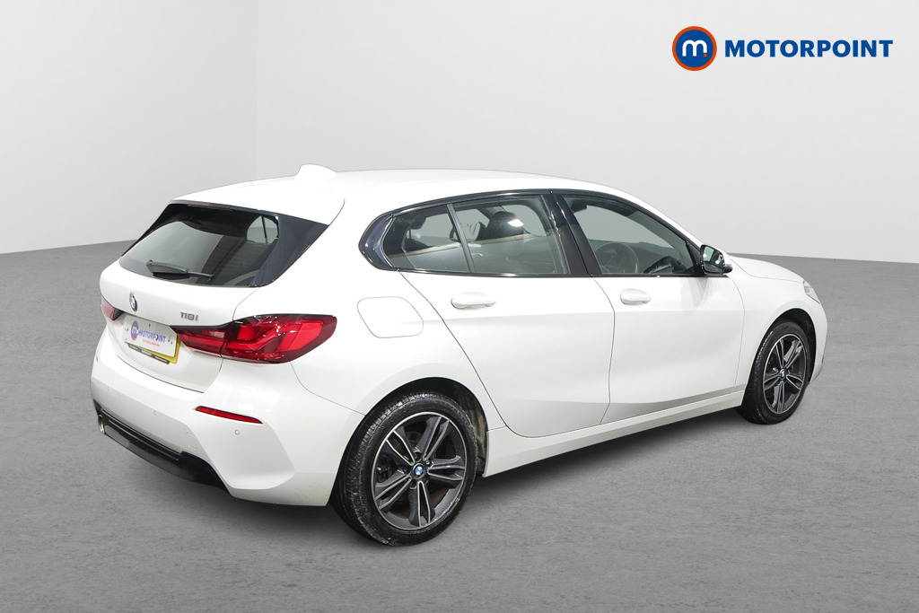 BMW 1 Series Sport Manual Petrol Hatchback - Stock Number (1503153) - Drivers side rear corner