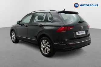 Volkswagen Tiguan Life Manual Petrol SUV - Stock Number (1496681) - Passenger side rear corner