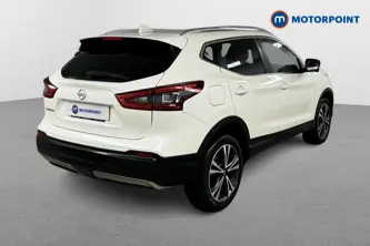 Nissan Qashqai N-Connecta Manual Petrol SUV - Stock Number (1500622) - Drivers side rear corner