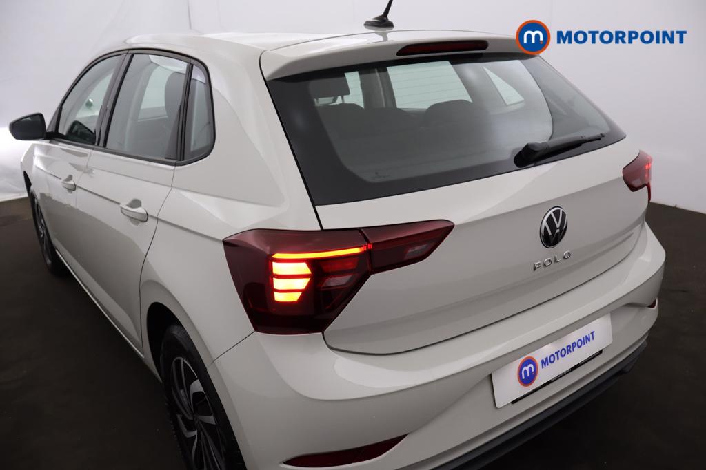 Volkswagen Polo Life Manual Petrol Hatchback - Stock Number (1503063) - 16th supplementary image