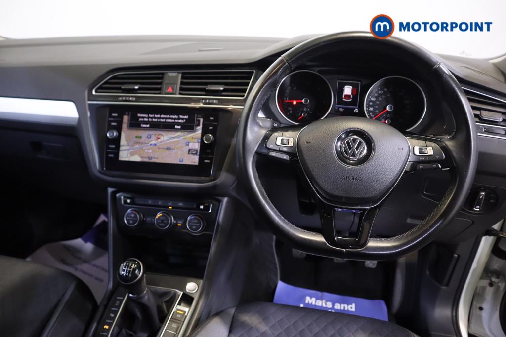 Volkswagen Polo Life Manual Petrol Hatchback - Stock Number (1503096) - 1st supplementary image