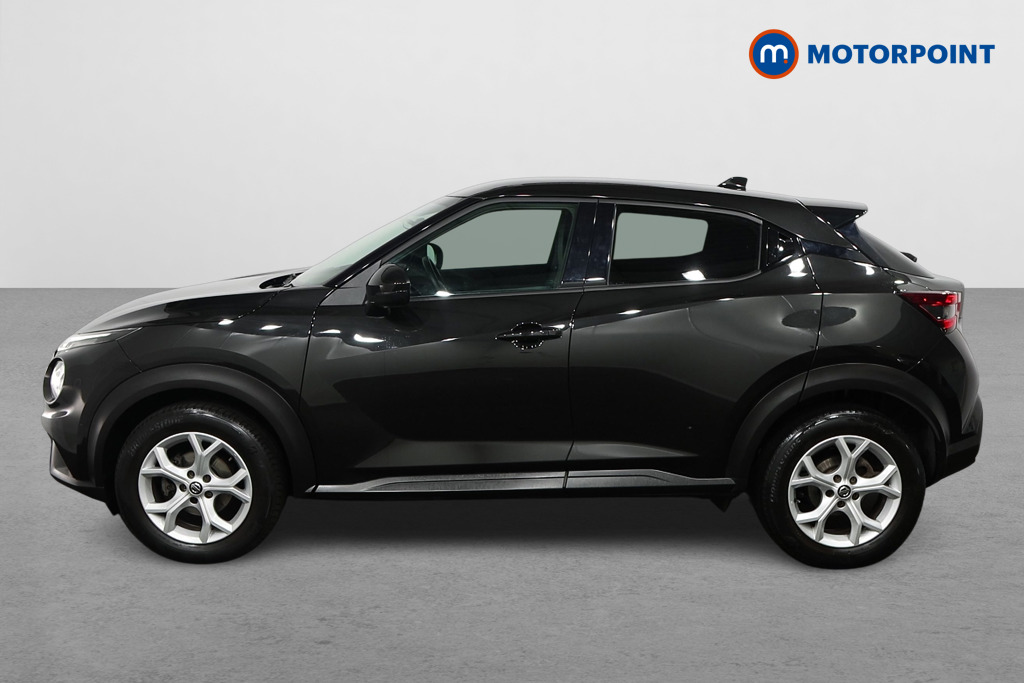 Nissan Juke N-Connecta Automatic Petrol SUV - Stock Number (1503305) - Passenger side