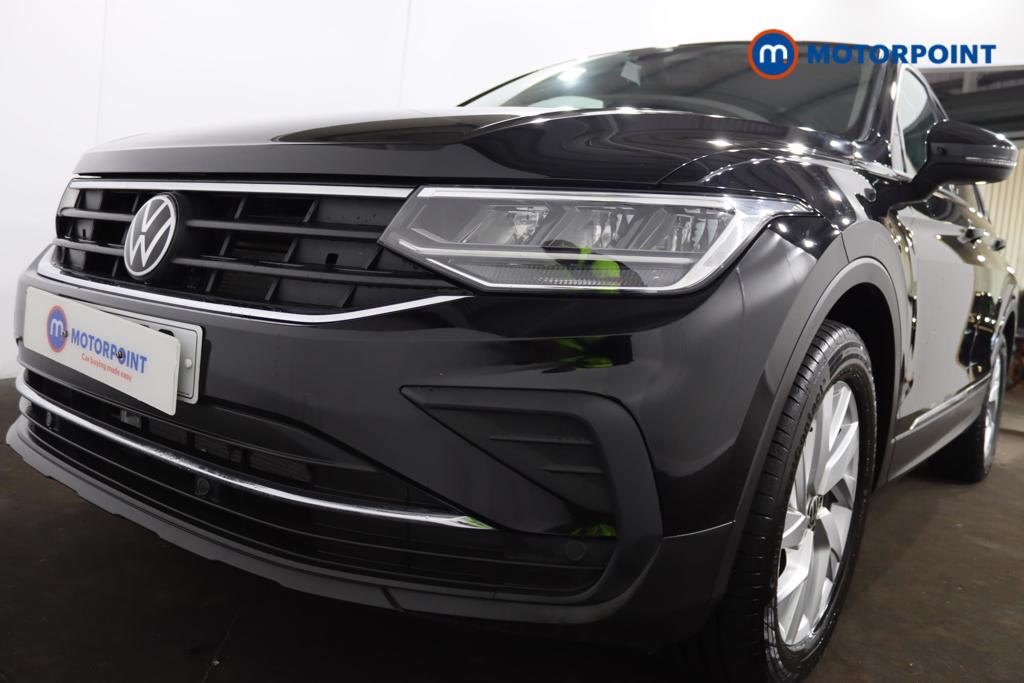 Volkswagen Tiguan Life Automatic Petrol SUV - Stock Number (1501813) - 28th supplementary image