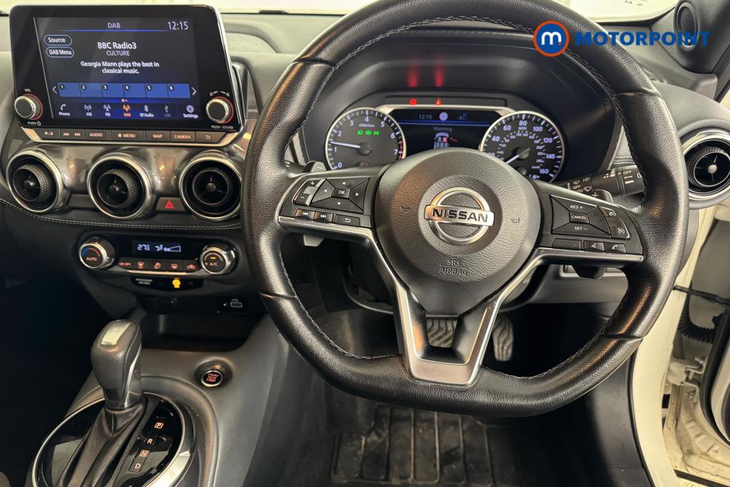 Nissan Juke N-Connecta Automatic Petrol SUV - Stock Number (1501816) - 1st supplementary image