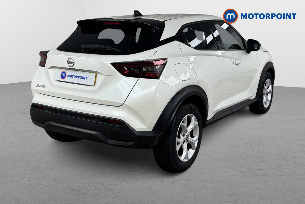 Nissan Juke N-Connecta Automatic Petrol SUV - Stock Number (1501816) - Drivers side rear corner