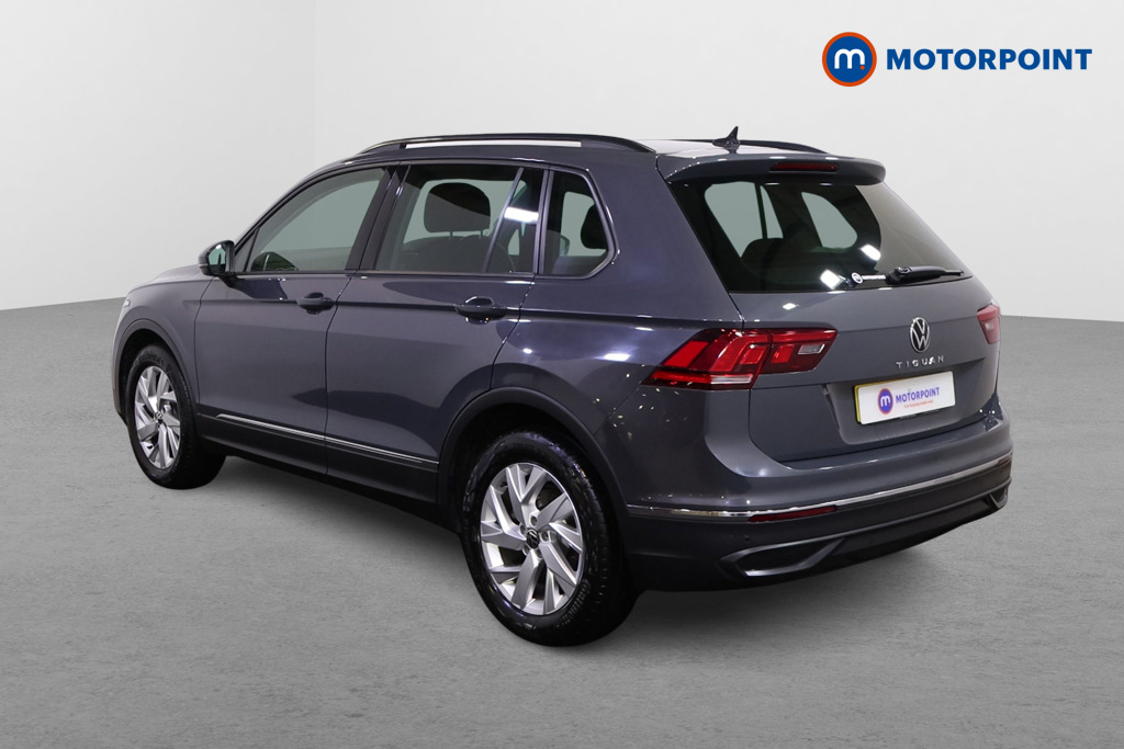 Volkswagen Tiguan Life Manual Petrol SUV - Stock Number (1503361) - Passenger side rear corner