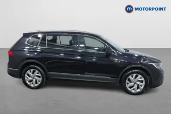 Volkswagen Tiguan Allspace Life Automatic Petrol SUV - Stock Number (1503409) - Drivers side