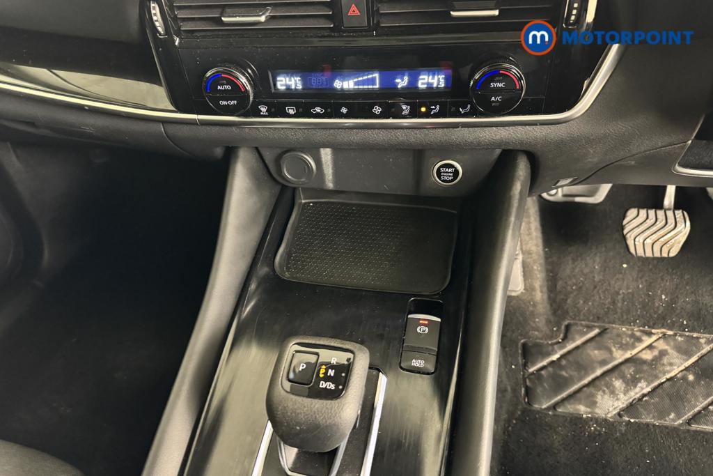 Nissan Qashqai N-Connecta Automatic Petrol SUV - Stock Number (1492110) - 11th supplementary image