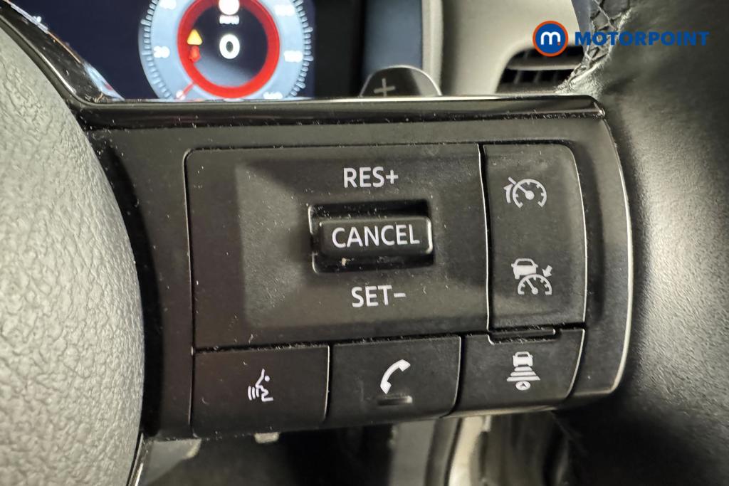 Nissan Qashqai N-Connecta Automatic Petrol SUV - Stock Number (1492110) - 14th supplementary image