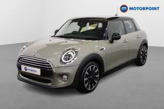 Mini Hatchback Cooper Exclusive Manual Petrol Hatchback - Stock Number (1499098) - Passenger side front corner