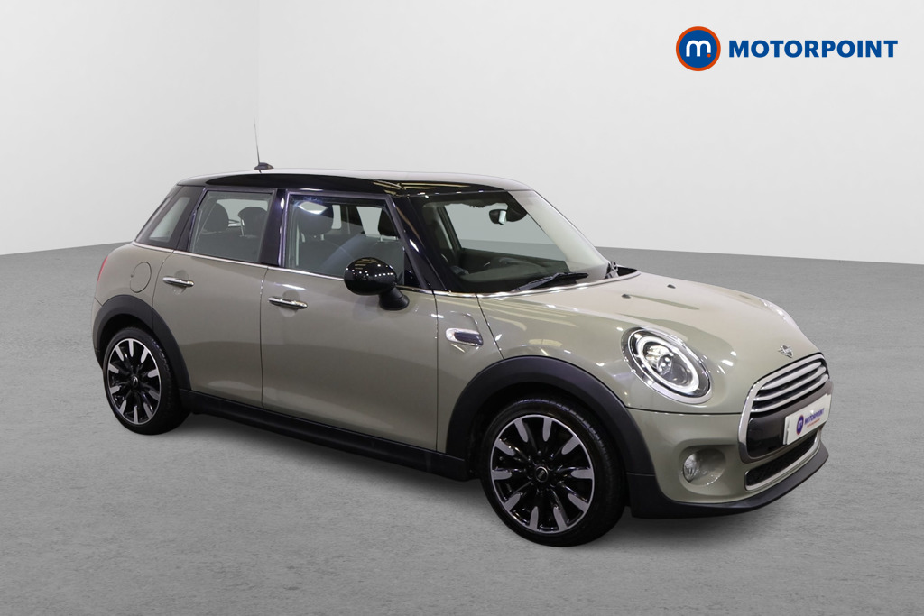 Mini Hatchback Cooper Exclusive Manual Petrol Hatchback - Stock Number (1499098) - Drivers side front corner