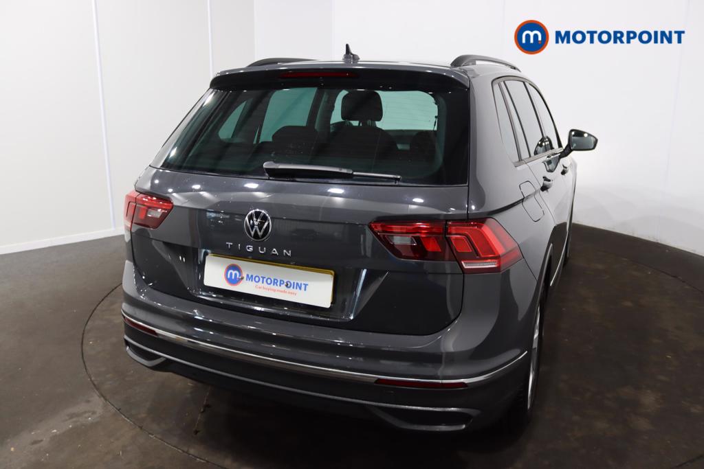 Volkswagen Tiguan Life Manual Petrol SUV - Stock Number (1500454) - 26th supplementary image