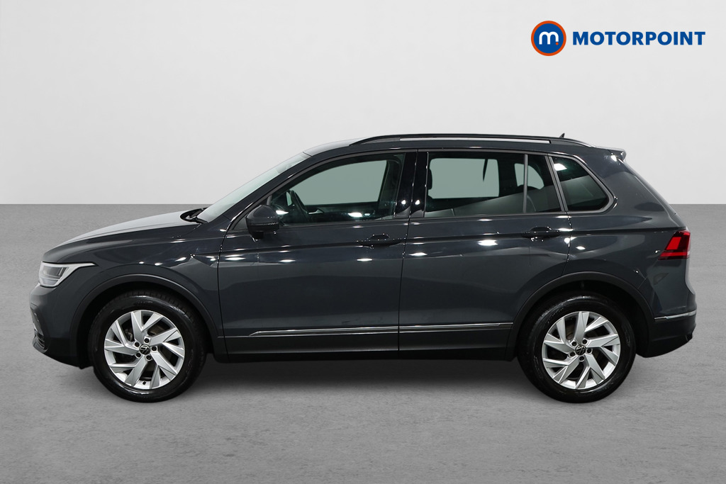 Volkswagen Tiguan Life Manual Petrol SUV - Stock Number (1500454) - Passenger side