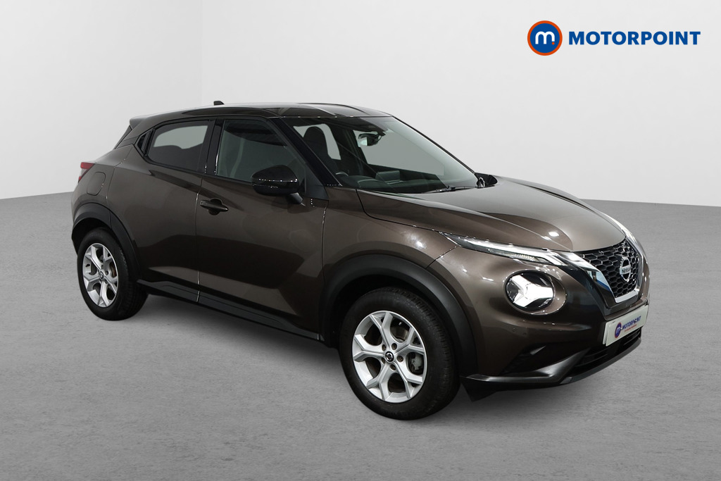 Nissan Juke N-Connecta Manual Petrol SUV - Stock Number (1504507) - Drivers side front corner