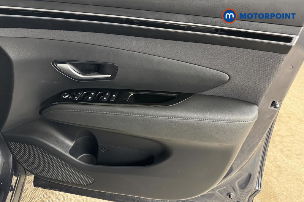 Hyundai Tucson Premium Manual Petrol SUV - Stock Number (1504921) - 15th supplementary image