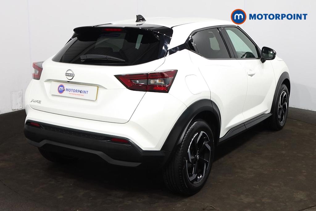 Nissan Juke N-Connecta Automatic Petrol SUV - Stock Number (1505164) - Drivers side rear corner