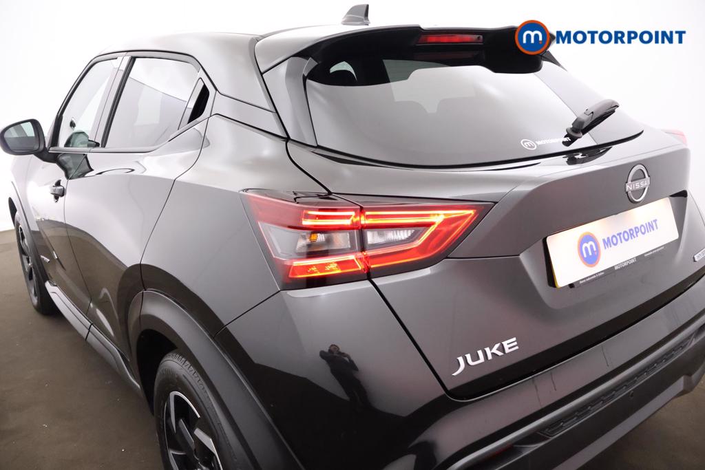 Nissan Juke N-Connecta Automatic Petrol-Electric Hybrid SUV - Stock Number (1505266) - 17th supplementary image