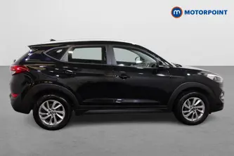 Hyundai Tucson Se Nav Manual Petrol SUV - Stock Number (1496164) - Drivers side