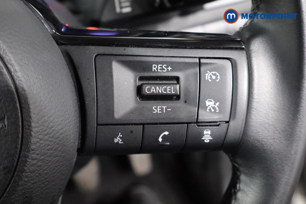 Nissan Qashqai N-Connecta Manual Petrol SUV - Stock Number (1500554) - 11th supplementary image